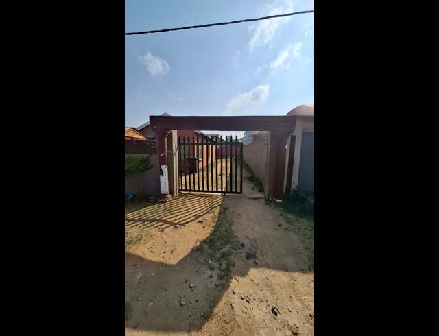 3 BEDROOM PROPERTY TO RENT IN FLEURHOF